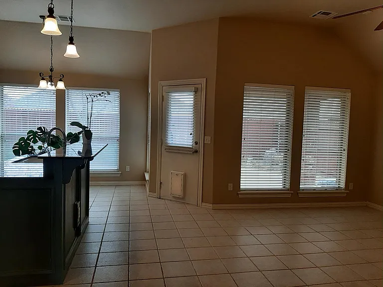 3610 Carnoustie Dr — Photo 11