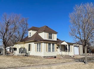 406 Colony Ave, Kinsley, KS 67547