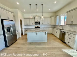 625 S Goose Creek Dr, Washington, UT 84780