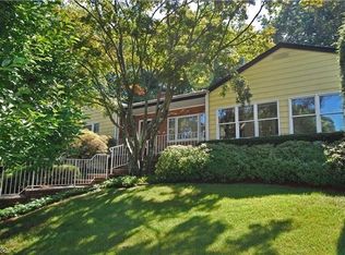 70 Lake Shore Dr, Rockaway, NJ 07866