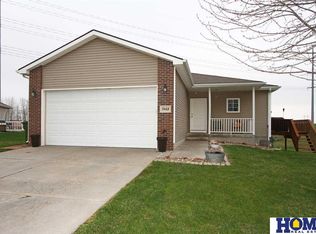 7448 N 17th Ct, Lincoln, NE 68521