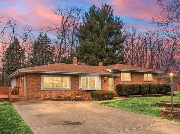 1978 Pleasant Meadows St, Portage, IN 46368