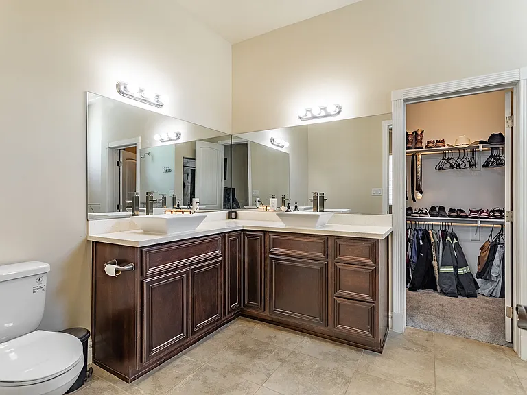 2070 S Araby Rd — Photo 29