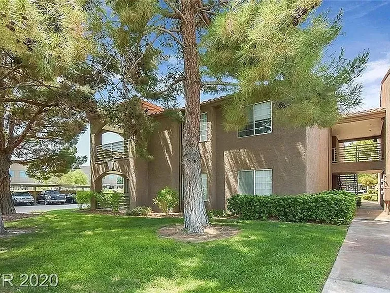 2111 Sealion Dr — Photo 55