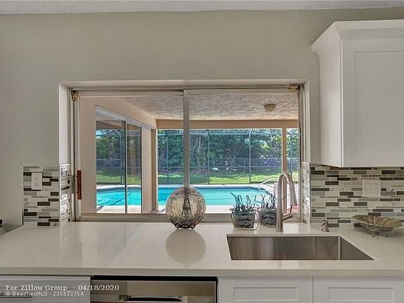 3rd image of 541 SW 75th Ter