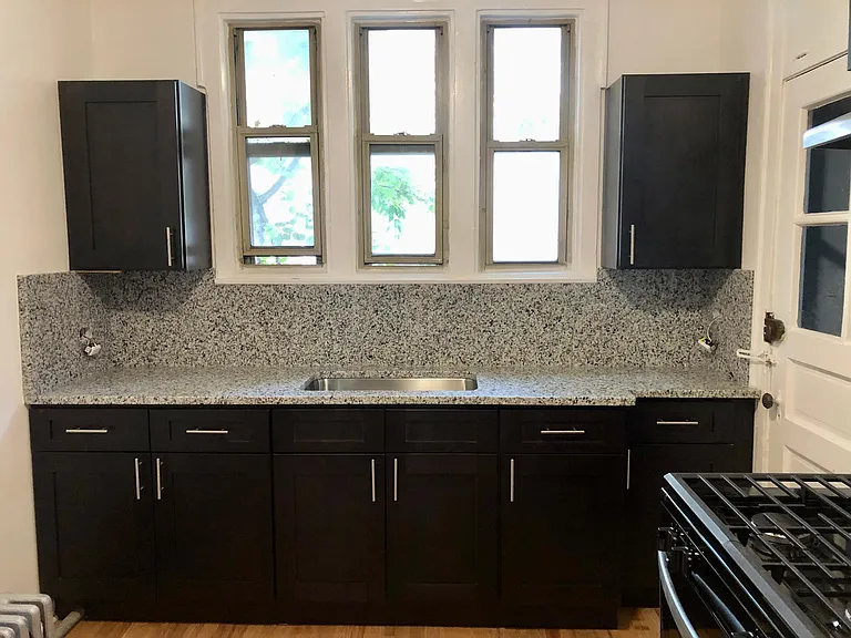 5539 N Sawyer Ave #2B — Photo 9