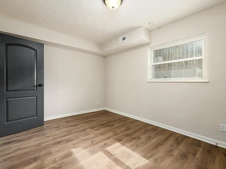 287 S Central Ave #285 — Photo 8