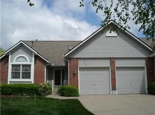 6816 W 156th St, Overland Park, KS 66223