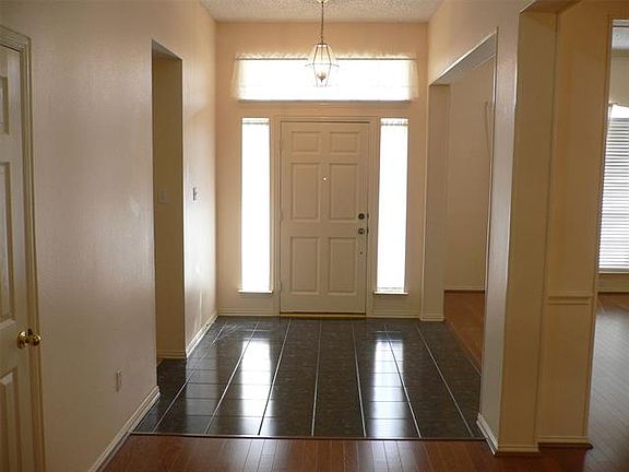 2nd image of 4113 Los Altos Dr