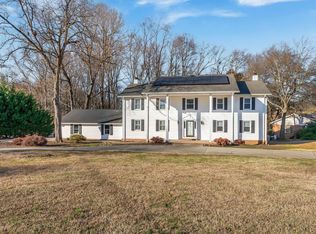 121 Chipwood Ln, Greenville, SC 29615