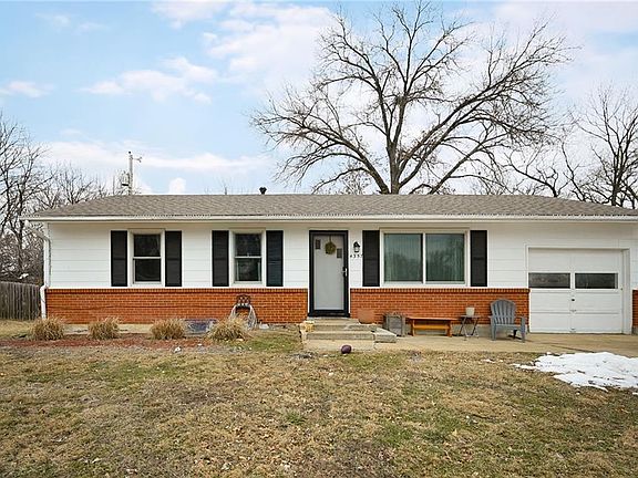 2nd image of 4357 N Drury Ave