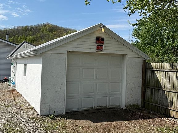 2nd image of 57165 County Road 9