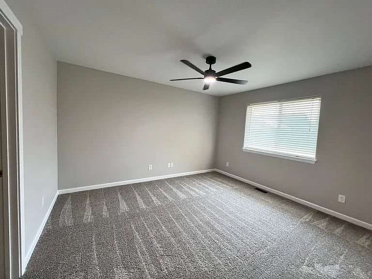 1351 Yost Cir NE — Photo 24