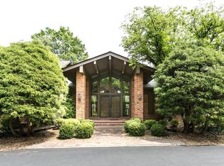 434 Cheshire Farm Ln, Saint Louis, MO 63141