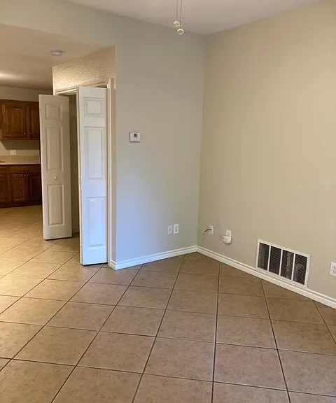 310 Westview Ln — Photo 21