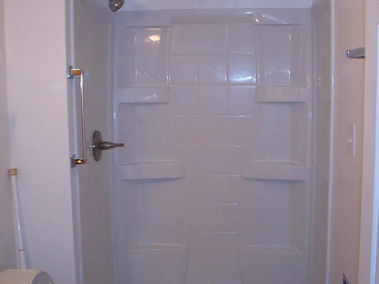 565 Hidden Valley Ln — Photo 9