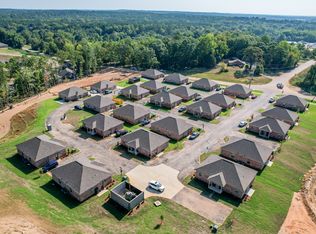 206 Rustling Pine Dr, Oxford, MS 38655