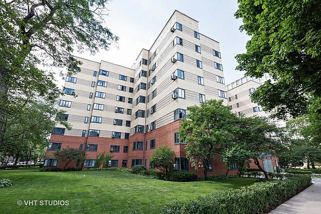 1st image of 5048 N Marine Dr #8D