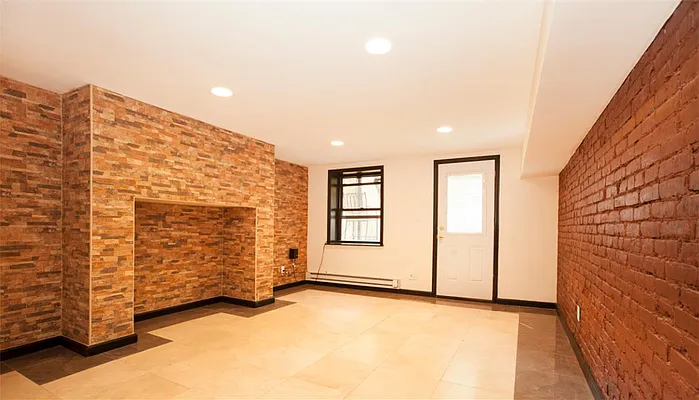 Rented by Platinum Properties | media 14