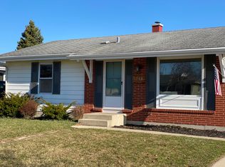 1708 88th St, Kenosha, WI 53143