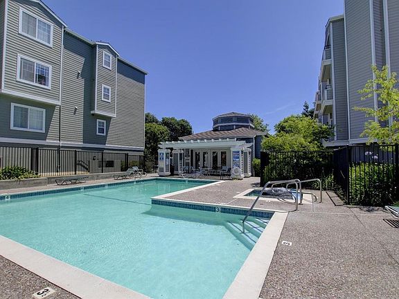 4th image of 848 Diablo Ave APT 1