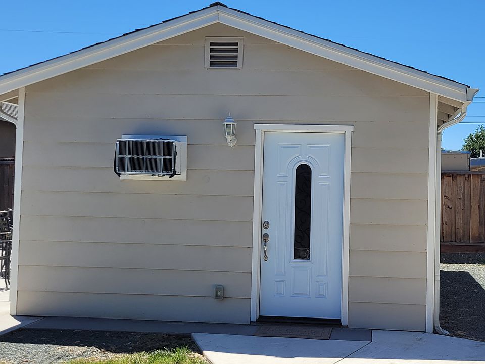 Before Front yard Fence.