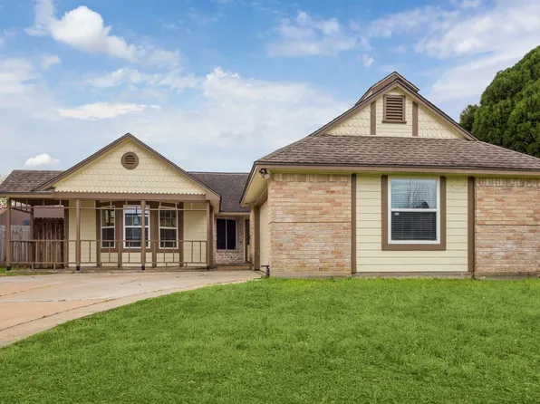 12007 Fairpoint Dr, Houston, TX 77099