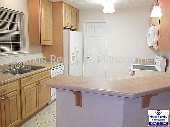 2nd image of 4926 McCall Ln
