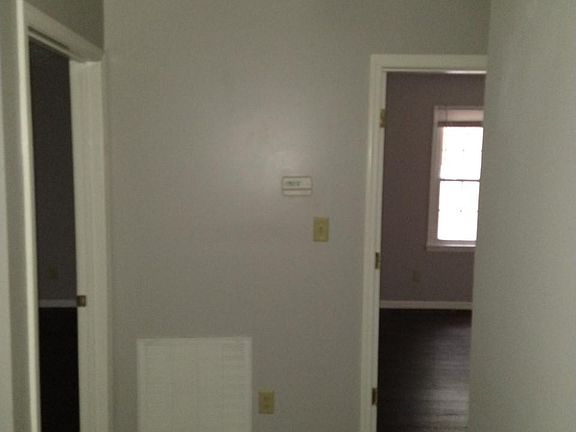 2nd image of 22 Oakwood Dr #22
