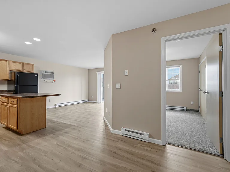 Minot Place Apartments — Photo 9