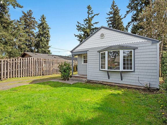 3rd image of 4109 E 18th St