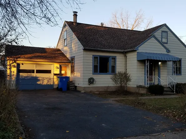 32 Rosemount St, Rochester, NY 14620