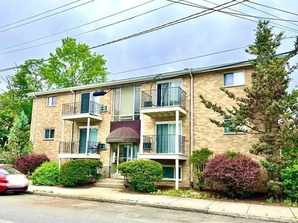 87 Cedar St, Malden, MA