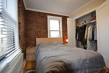 Rented by Silverstein Collection LLC 