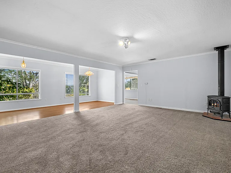 2835 Easy St — Photo 11
