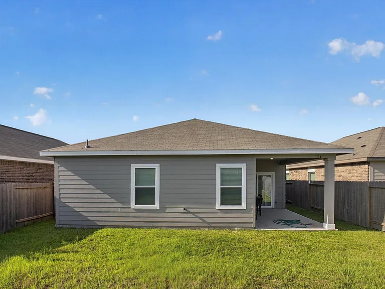 13435 Wembley Heights Dr — Photo 26