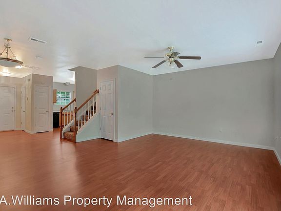 4th image of 4046 Anita Ave