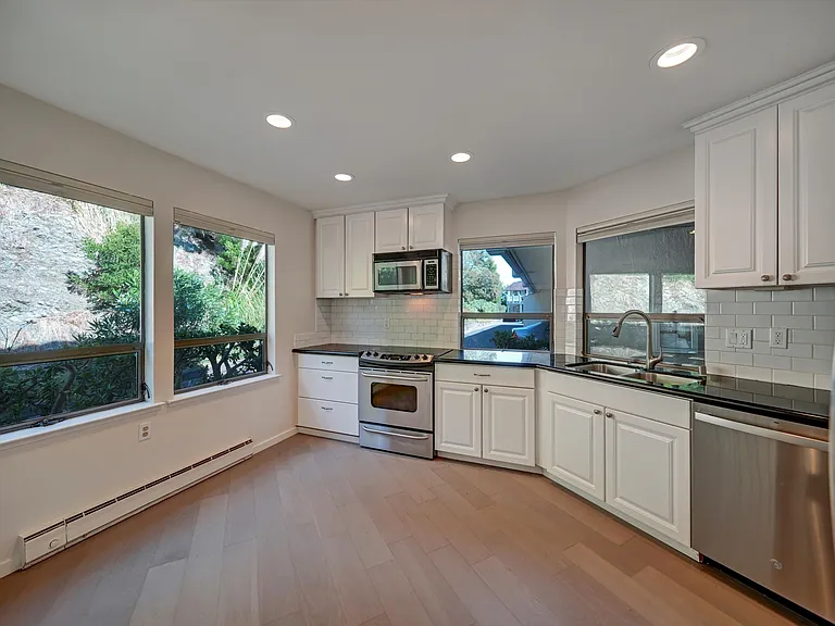 99 Lyford Dr #37 — Photo 15