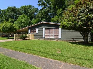 5243 Pine St, Saint Francisville, LA 70775