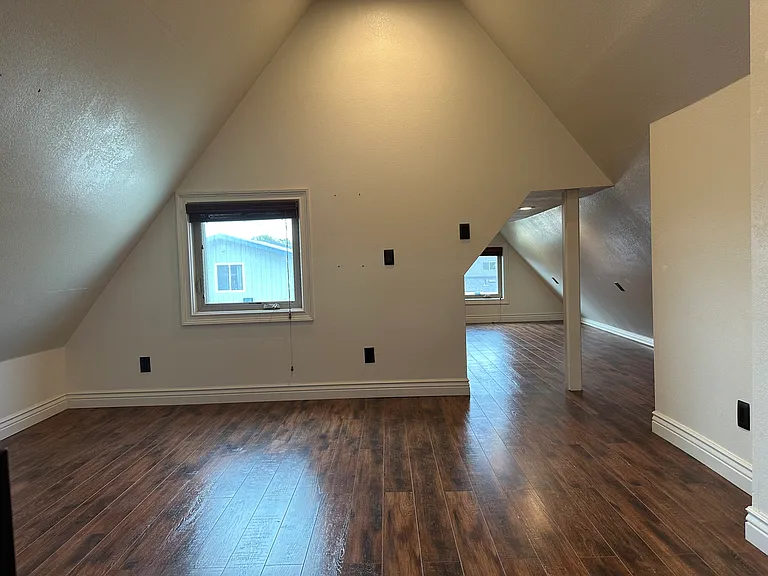 1517 Liberty St — Photo 16