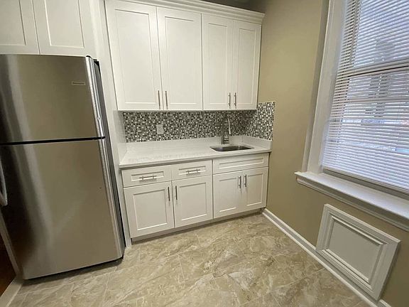 2nd image of 10822 72nd Ave APT 4B