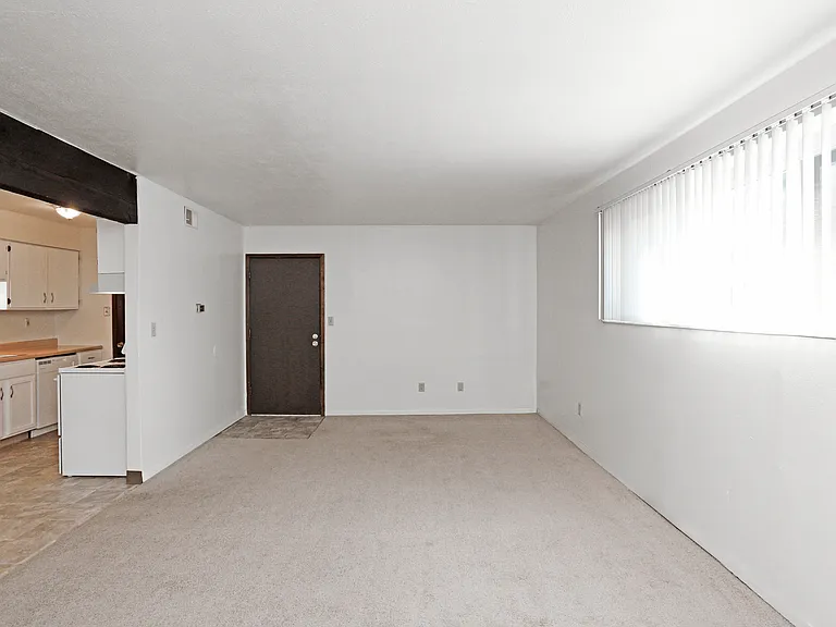 Shiloh Commons Holdings — Photo 10