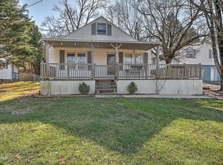 218 Thornwood Dr, Greeneville, TN 37745