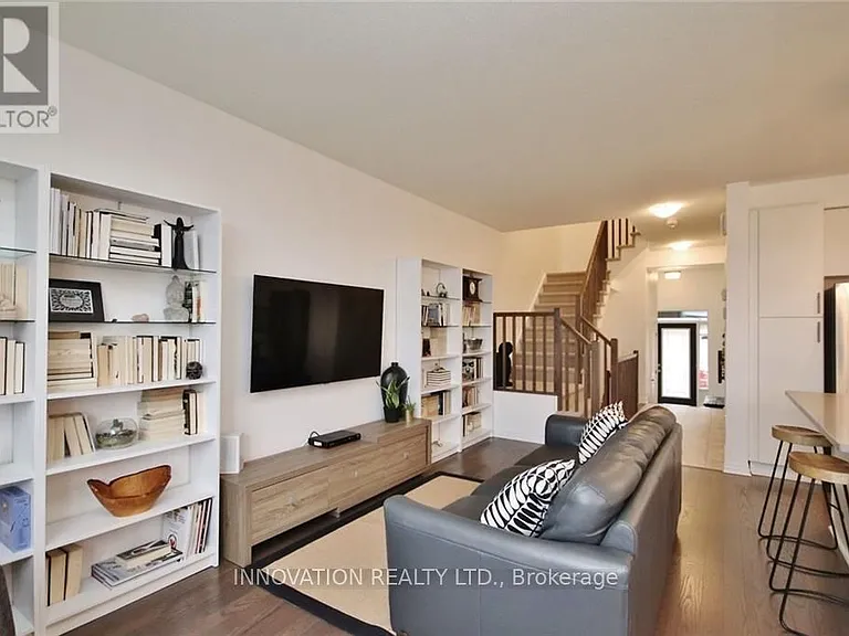 527 Rioja St — Photo 14