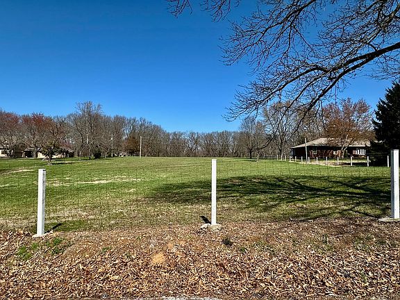 5th image of 5221 E Farm Road 142