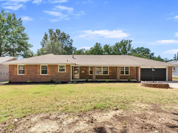 844 W Maplewood Street, Springfield, MO 65807