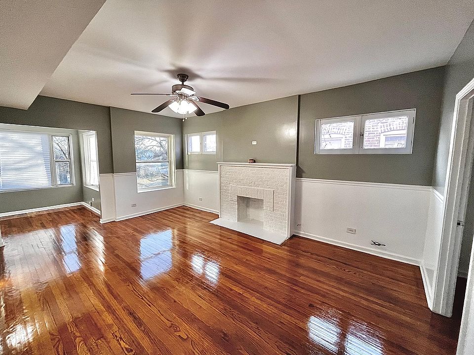 1st image of 1514 E 72nd St #2