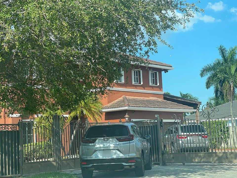 2nd image of 14997 SW 32nd Ln