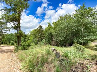 Clear Lake Dr, La grange, TX 78945