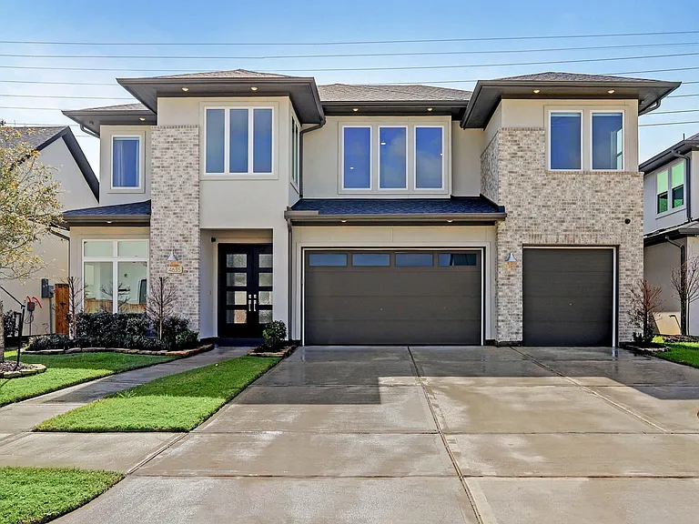 4635 Sanders Meadow Ln — Photo 1